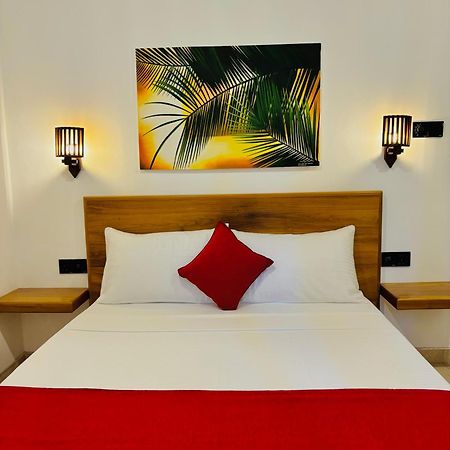 Breeze Bay Villa Dikwella Luaran gambar