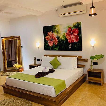 Breeze Bay Villa Dikwella Luaran gambar