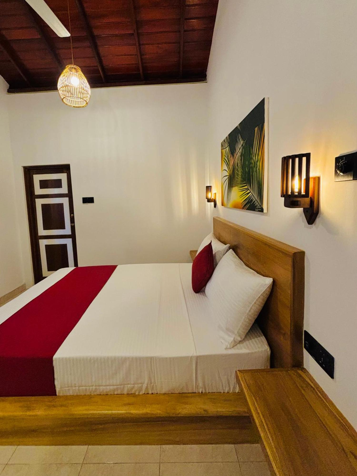 Breeze Bay Villa Dikwella Luaran gambar
