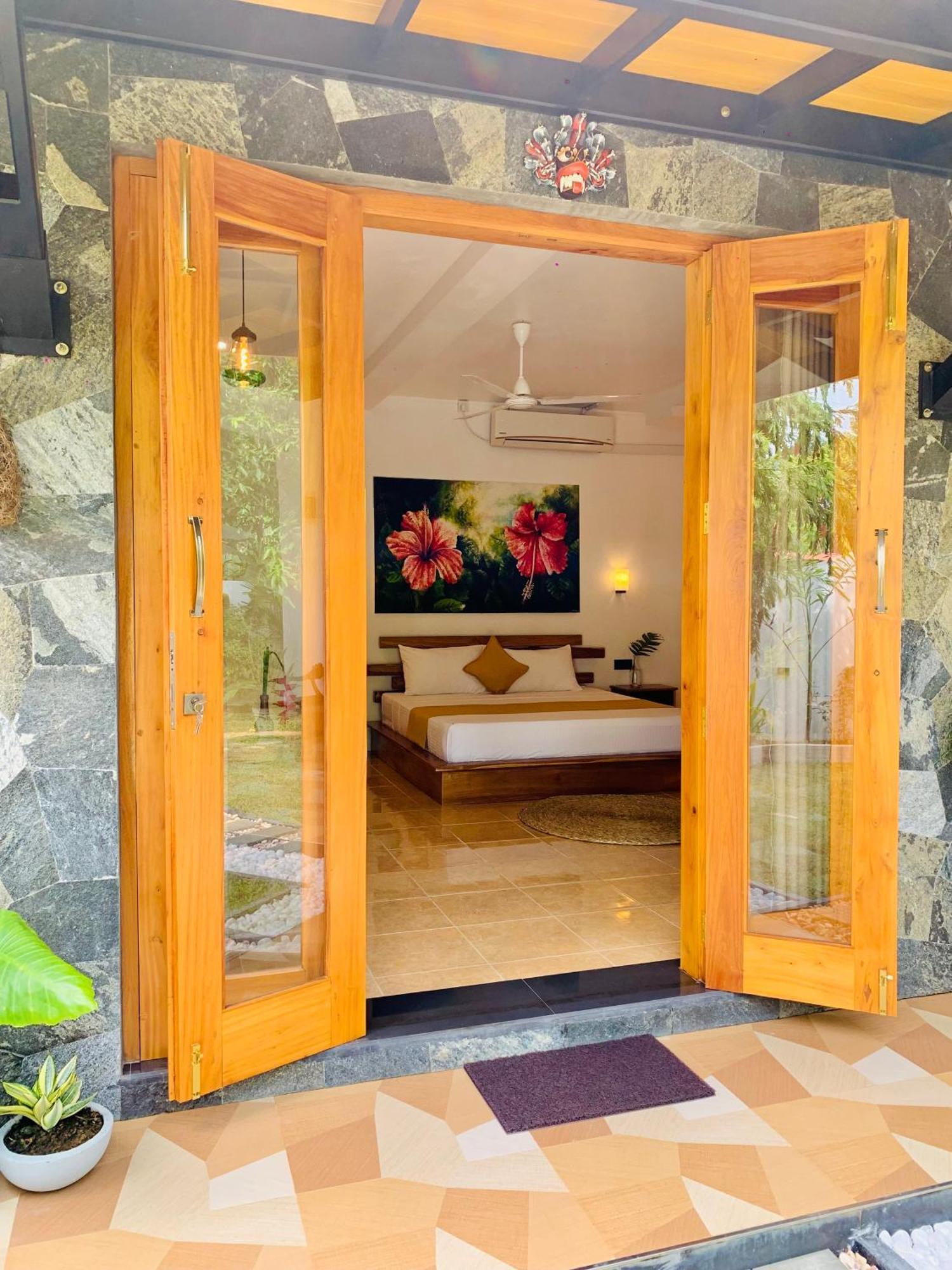 Breeze Bay Villa Dikwella Luaran gambar