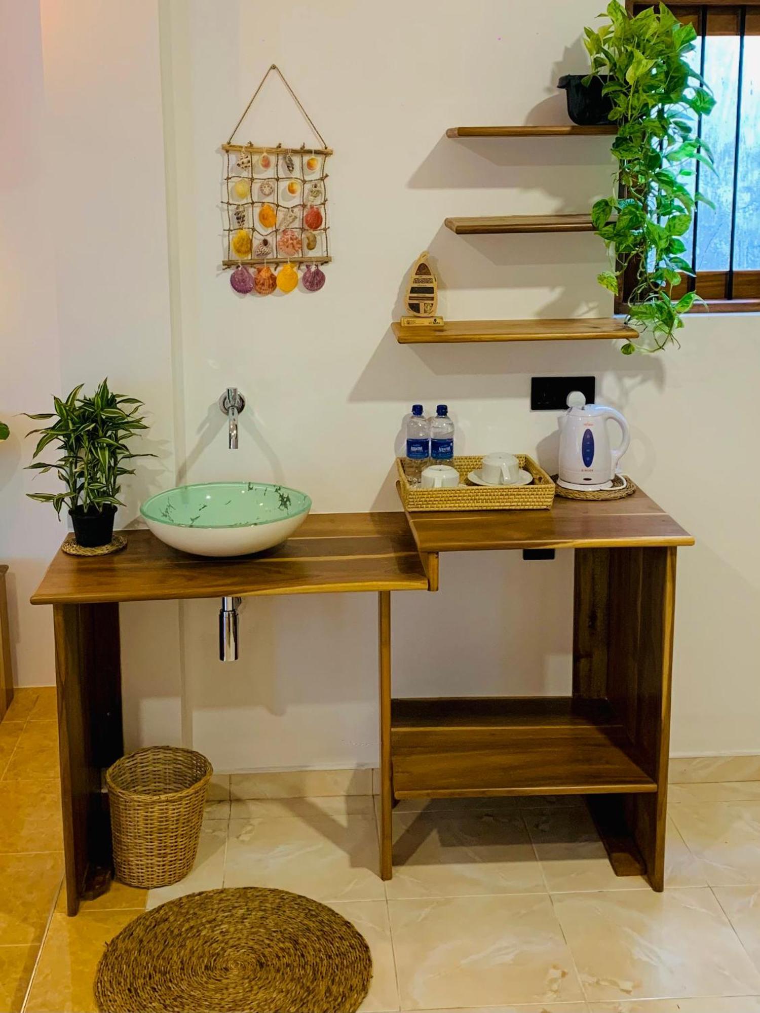 Breeze Bay Villa Dikwella Luaran gambar