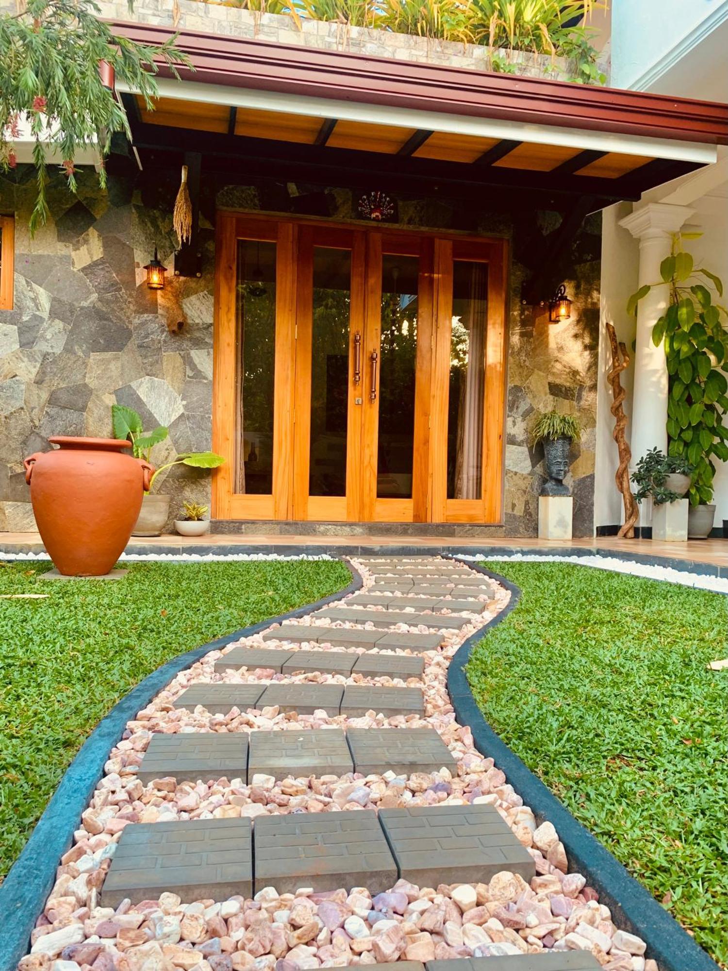 Breeze Bay Villa Dikwella Luaran gambar